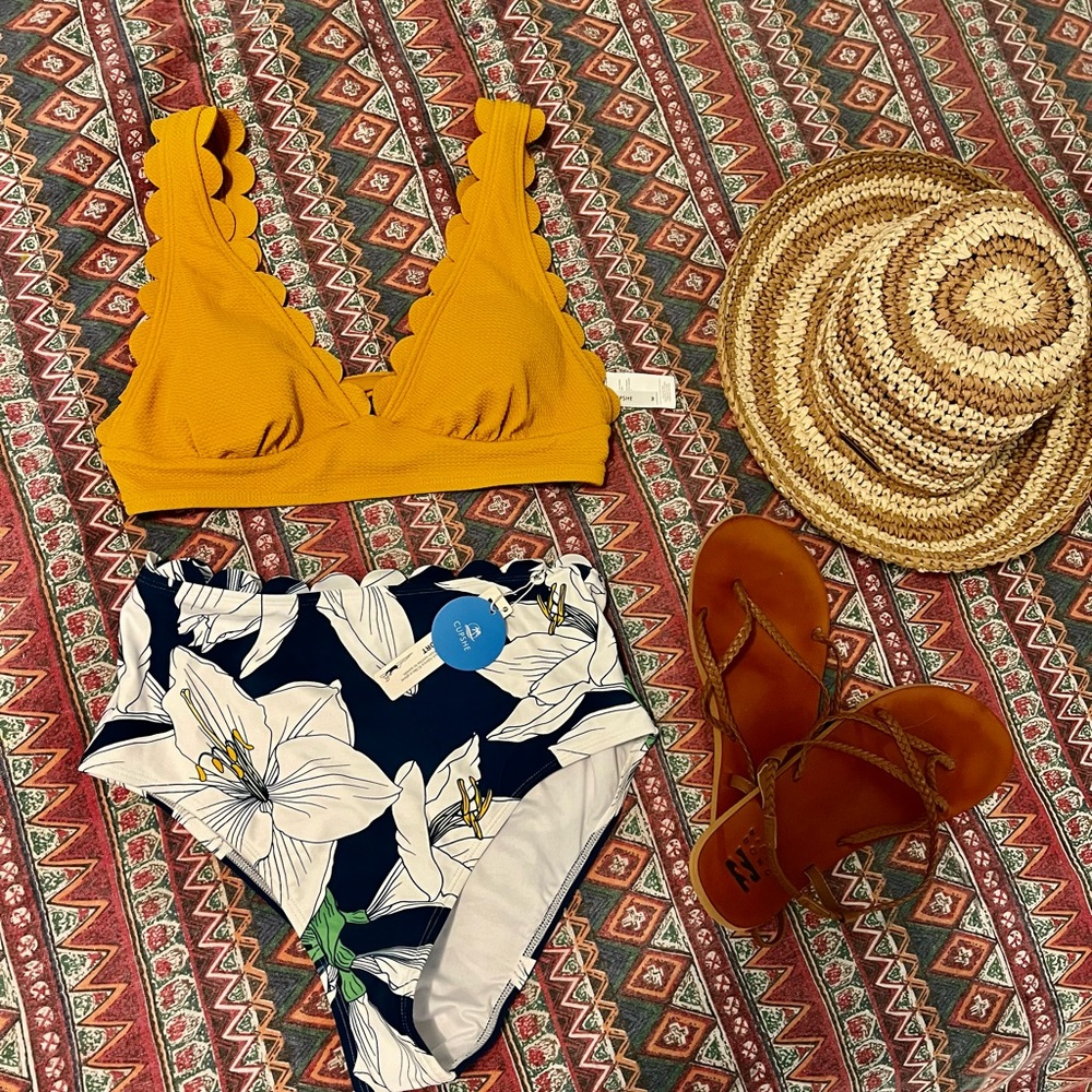 NWT CUPSHE high waisted, scalloped swimsuit